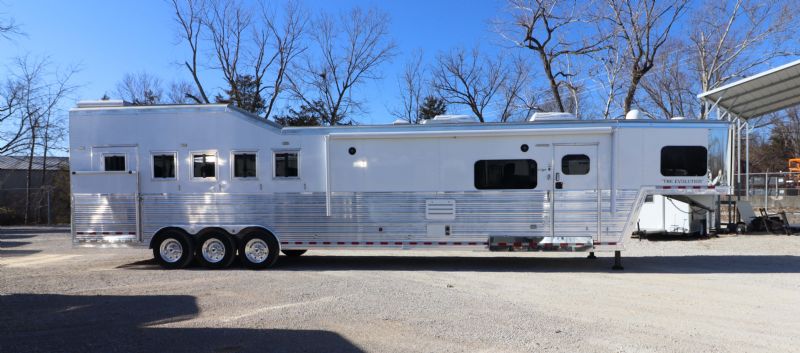 Used Horse Trailers for Sale