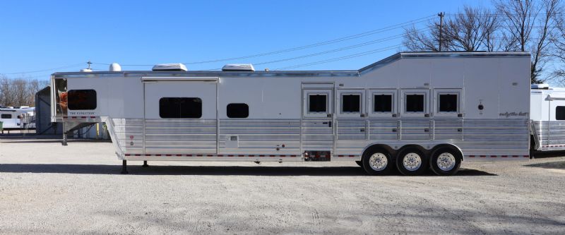 Used Horse Trailers for Sale