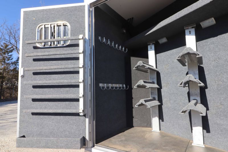 Used Horse Trailers for Sale