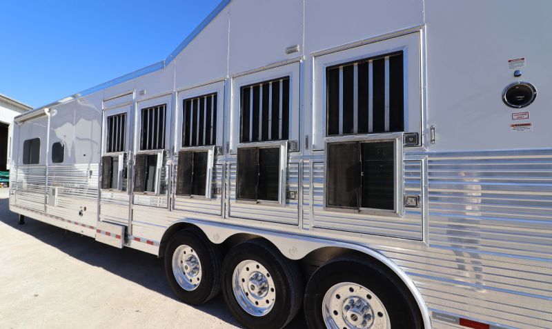 Used Horse Trailers for Sale