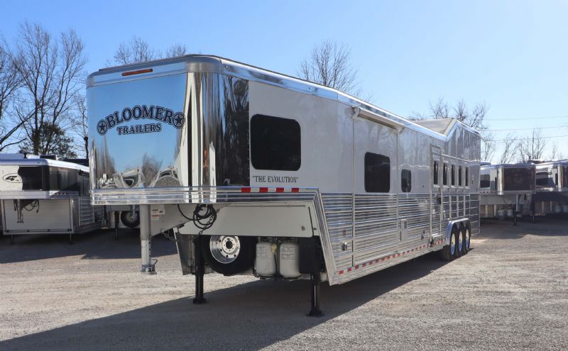 Used Horse Trailers for Sale