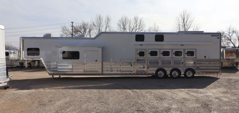 Used Horse Trailers for Sale