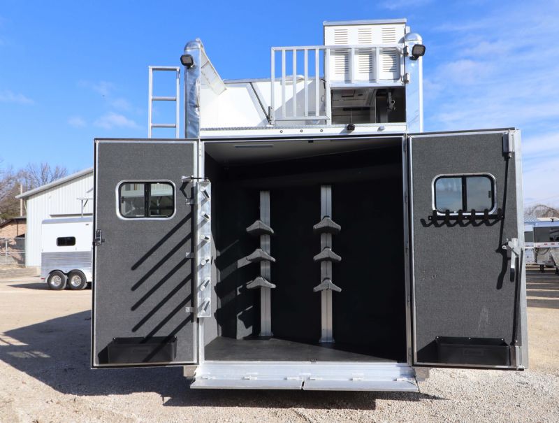 Used Horse Trailers for Sale