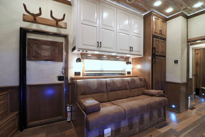 Used Horse Trailers for Sale