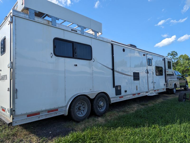 Used Horse Trailers for Sale