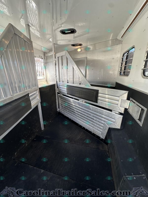 Used Horse Trailers for Sale