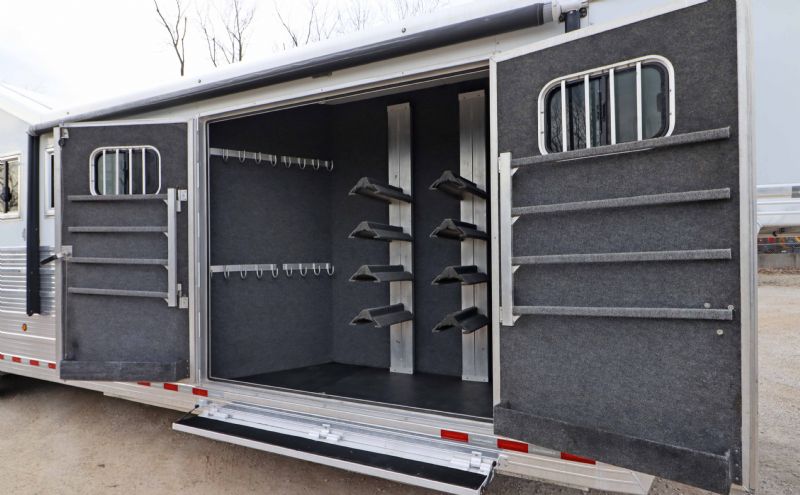 Used Horse Trailers for Sale