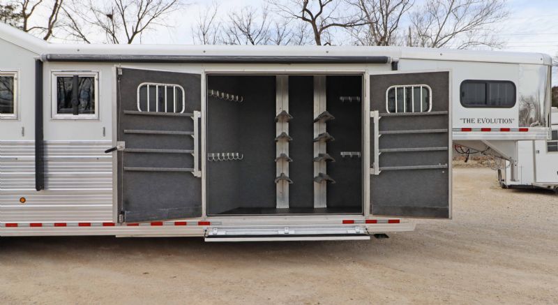 Used Horse Trailers for Sale