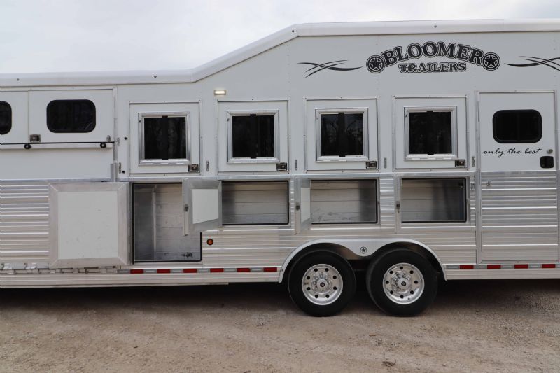Used Horse Trailers for Sale