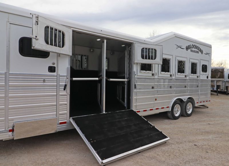 Used Horse Trailers for Sale