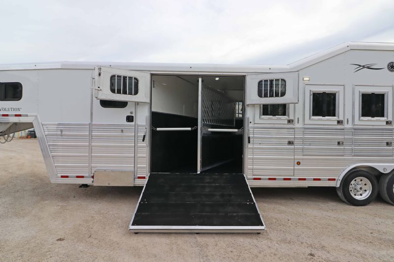 Used Horse Trailers for Sale