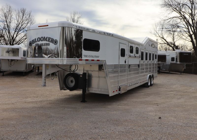 Used Horse Trailers for Sale