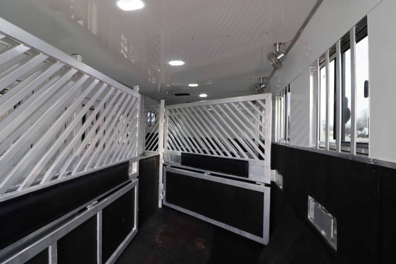 Used Horse Trailers for Sale