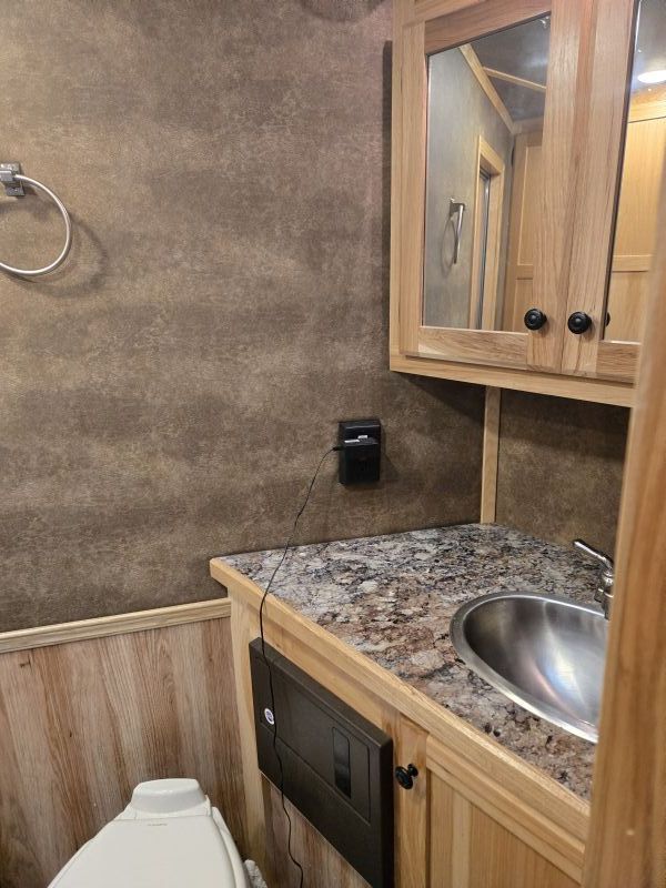 Used Horse Trailers for Sale