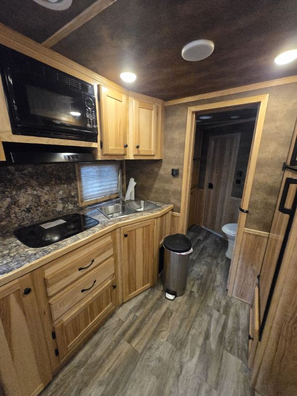 Used Horse Trailers for Sale