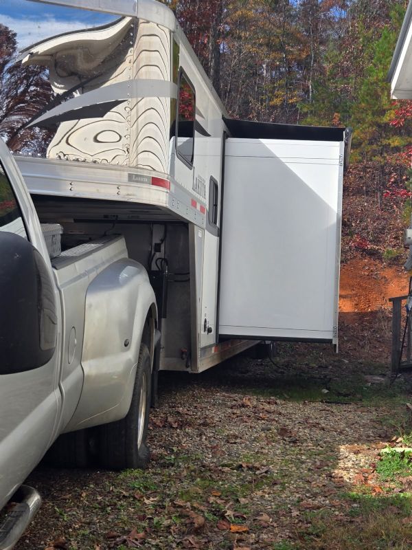 Used Horse Trailers for Sale