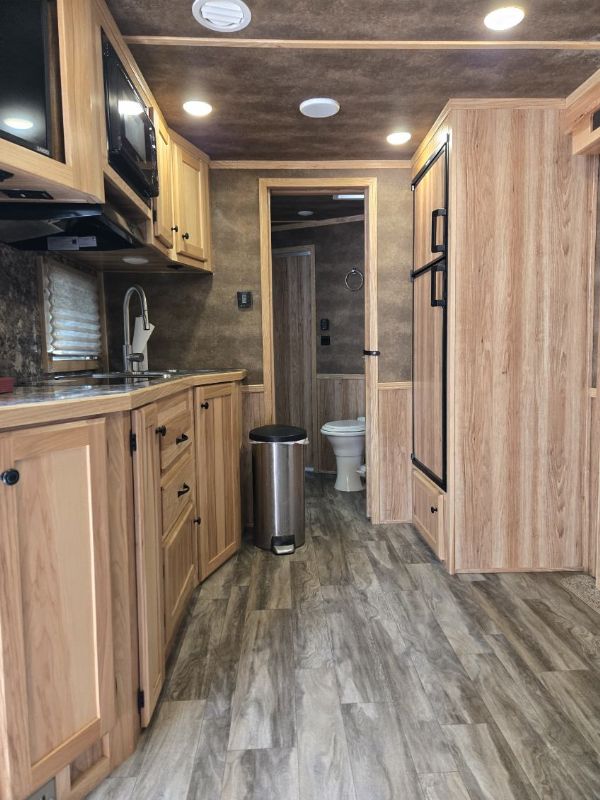 Used Horse Trailers for Sale