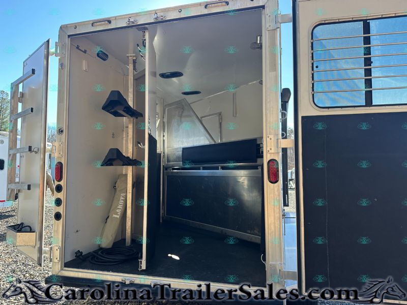 Used Horse Trailers for Sale