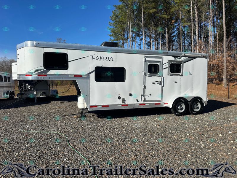 Used Horse Trailers for Sale