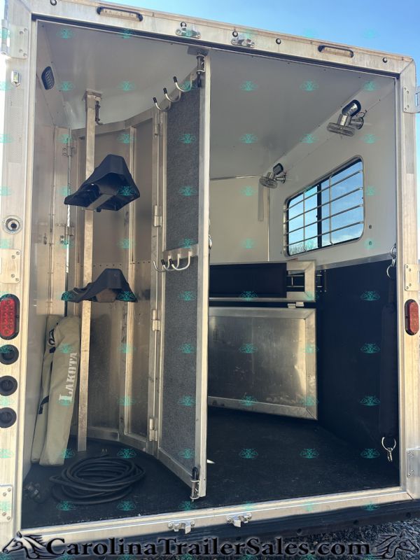 Used Horse Trailers for Sale