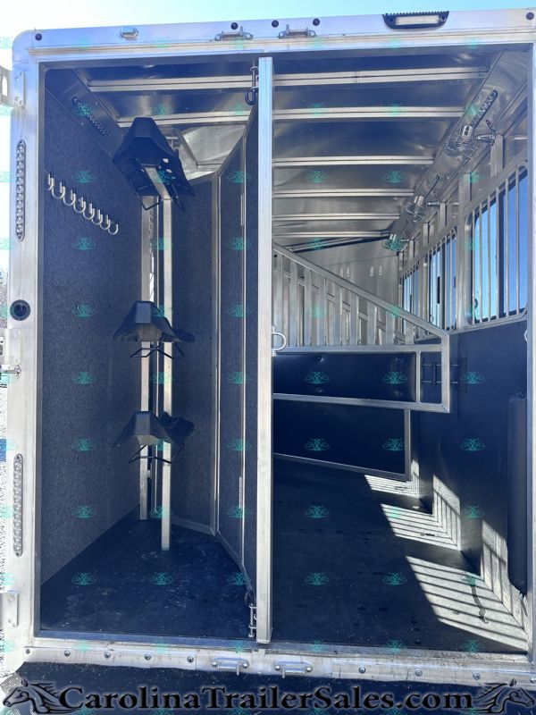 Used Horse Trailers for Sale