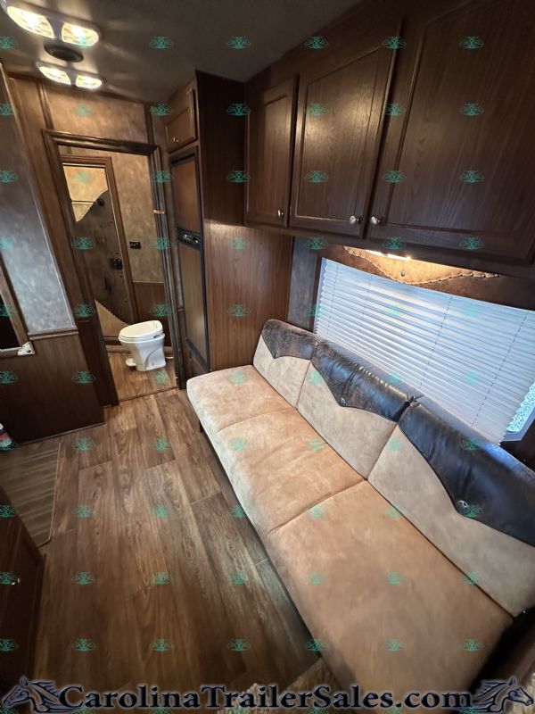 Used Horse Trailers for Sale