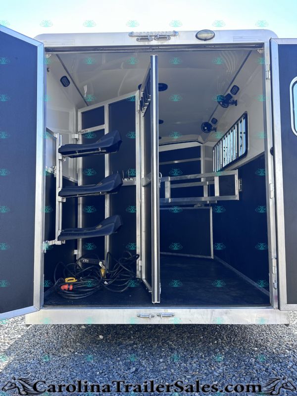 Used Horse Trailers for Sale