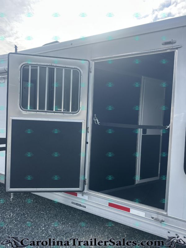 Used Horse Trailers for Sale