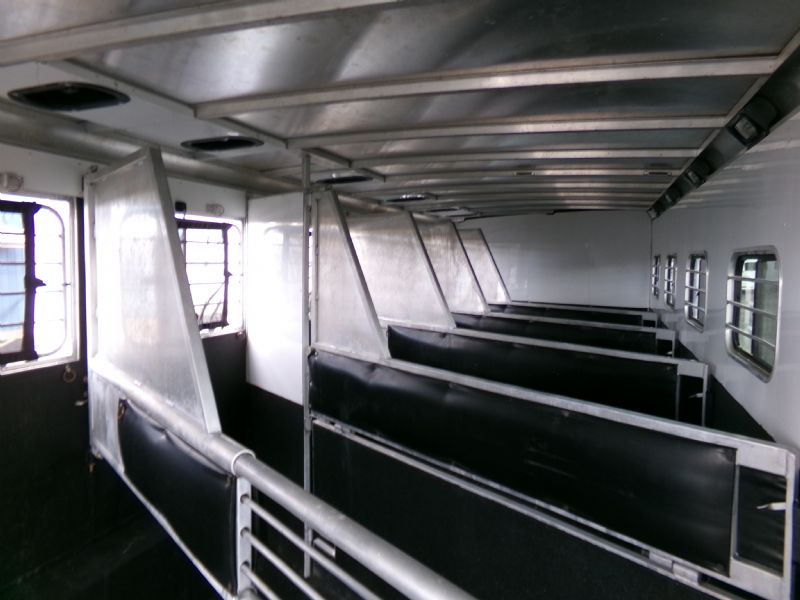 Used Horse Trailers for Sale