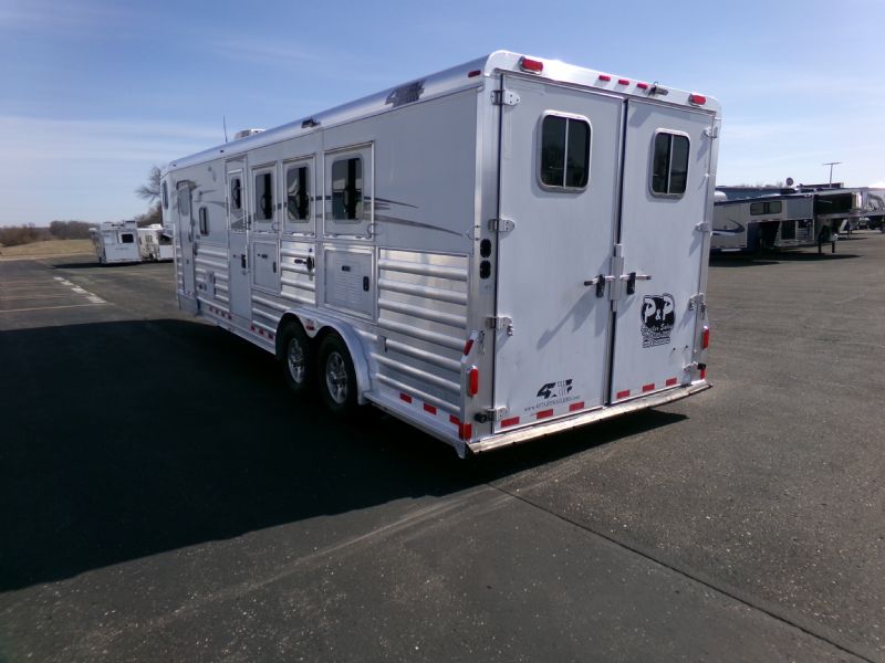 Used Horse Trailers for Sale