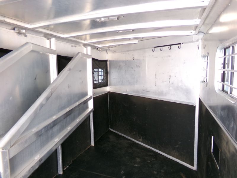 Used Horse Trailers for Sale