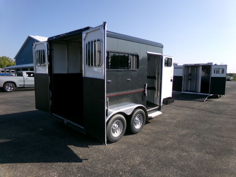 Used Horse Trailers for Sale