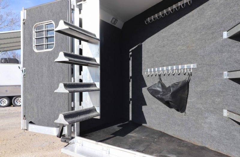 Used Horse Trailers for Sale