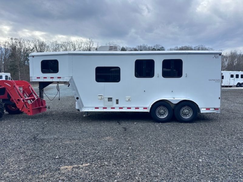 Used Horse Trailers for Sale