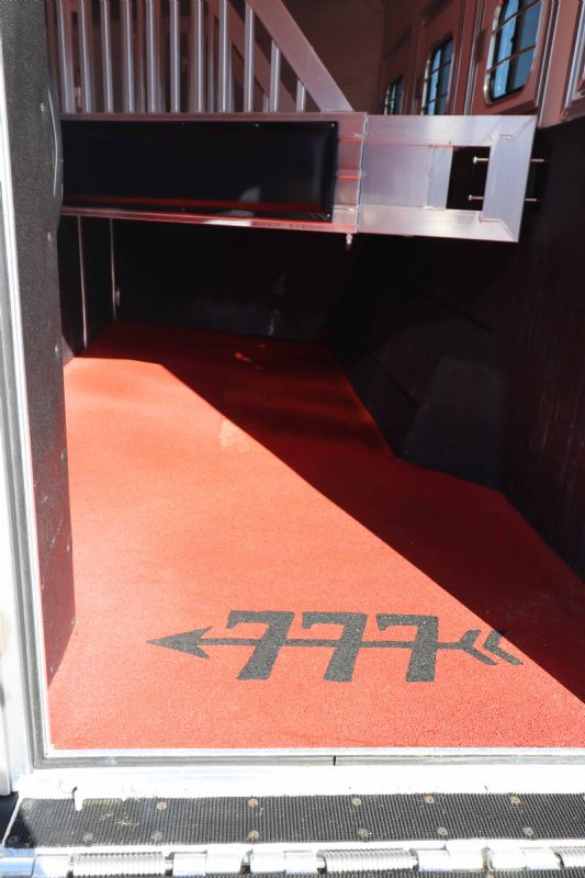 Used Horse Trailers for Sale