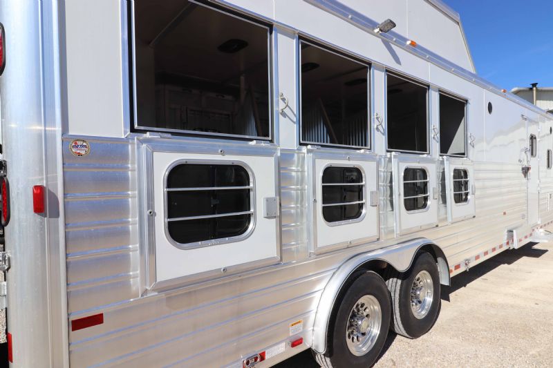 Used Horse Trailers for Sale