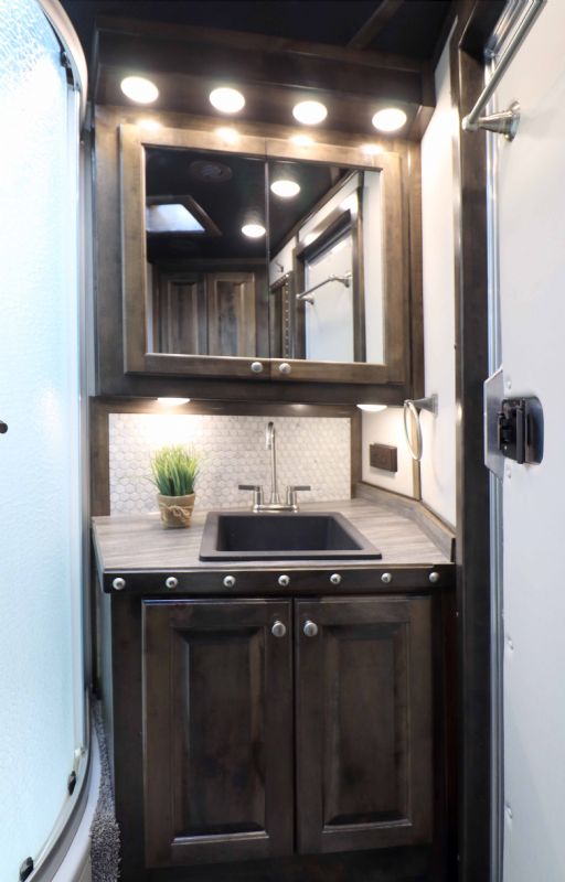 Used Horse Trailers for Sale