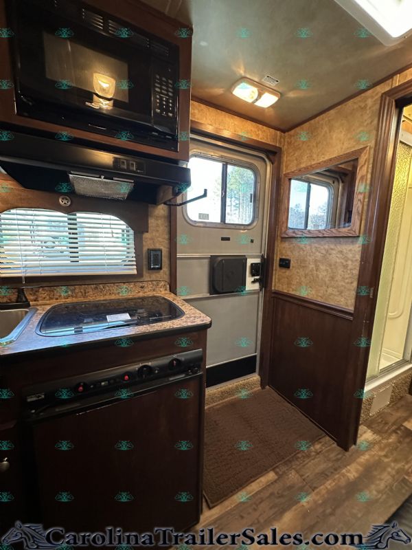 Used Horse Trailers for Sale