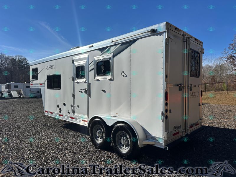 Used Horse Trailers for Sale