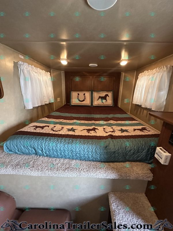 Used Horse Trailers for Sale