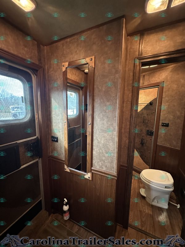 Used Horse Trailers for Sale