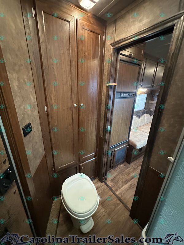 Used Horse Trailers for Sale