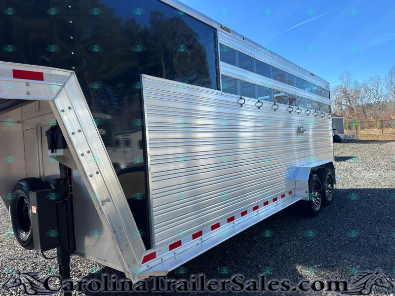 Used Horse Trailers for Sale