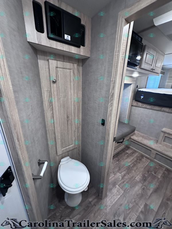 Used Horse Trailers for Sale