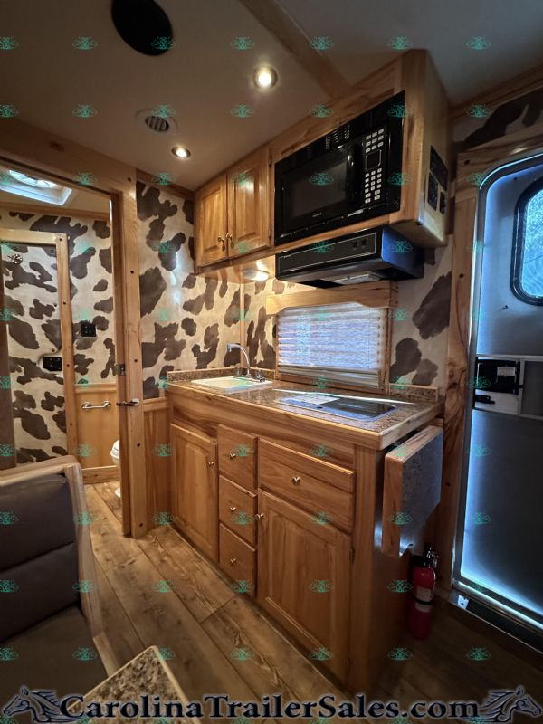 Used Horse Trailers for Sale