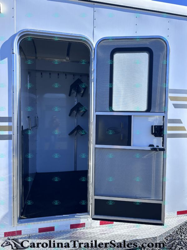 Used Horse Trailers for Sale