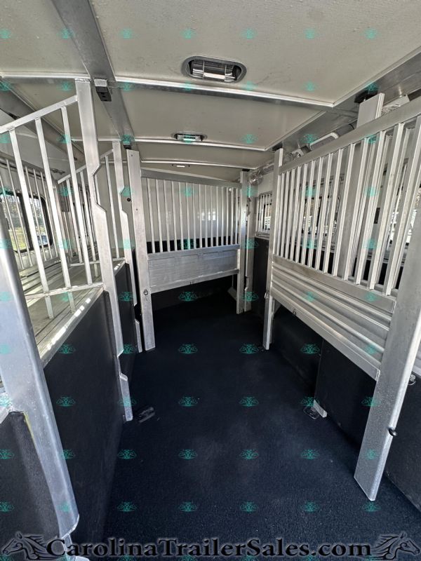 Used Horse Trailers for Sale