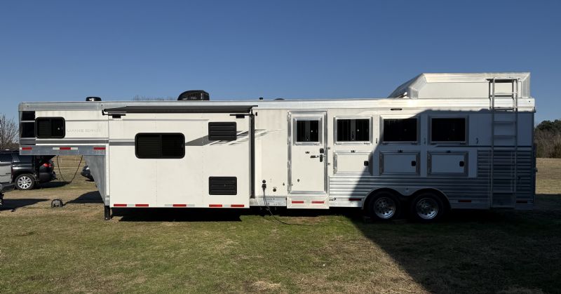 Used Horse Trailers for Sale