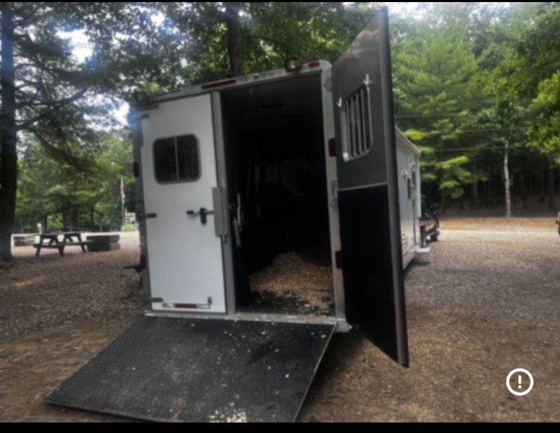 Used Horse Trailers for Sale