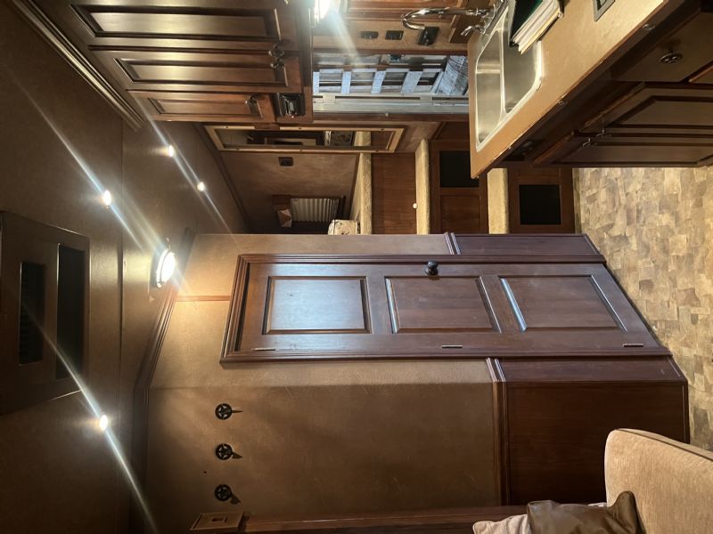 Used Horse Trailers for Sale